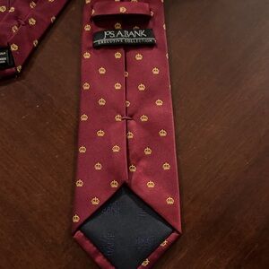 Jos. A. Bank Executive Collection Maroon Gold Crown Motif Tie 100% Silk